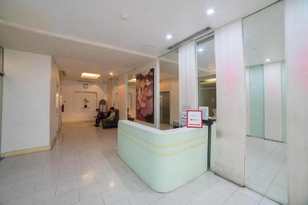 Reddoorz @ Bel Air Soho Suites Makati Makati City