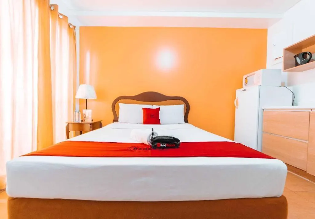 Reddoorz @ Bel Air Soho Suites Makati Makati City 2*,  Philippines