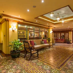 Otel Herald, Makati City