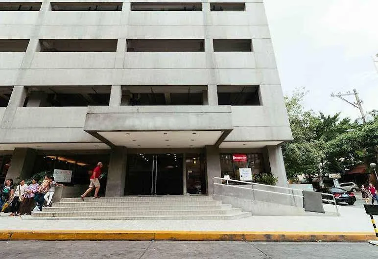 Reddoorz @ Bel Air Soho Suites Makati Makati City Hotell